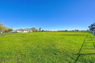 8610 Carlisle, Sacramento, CA 95828 - Photo 34