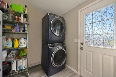 8610 Carlisle, Sacramento, CA 95828 - Photo 16