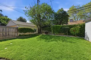 2610 14th St, Sacramento, CA 95818 - Photo 36