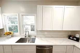 236 W Willow St, Stockton, CA 95203 - Photo 8