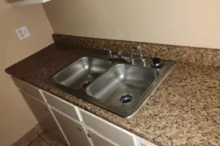 15 Coral Gables Ct, Sacramento, CA 95822 - Photo 2