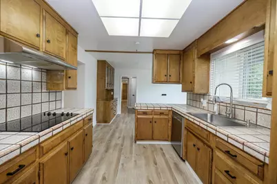 2211 California Street, Escalon, CA 95320 - Photo 22