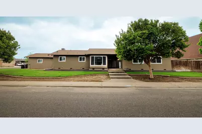 2211 California Street, Escalon, CA 95320 - Photo 2