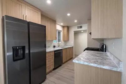 1813 Rose Avenue, Modesto, CA 95355 - Photo 10