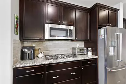 10092 Avocado Way, Elk Grove, CA 95757 - Photo 16