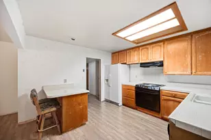 1244 W J St, Oakdale, CA 95361 - Photo 14
