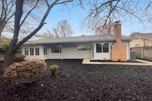 1005 Cottonwood Dr, Roseville, CA 95661 - Photo 8