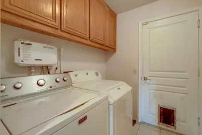 8559 Zinnia Way, Elk Grove, CA 95624 - Photo 38