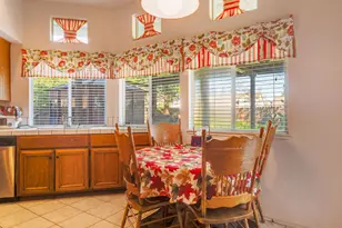 8559 Zinnia Way, Elk Grove, CA 95624 - Photo 16