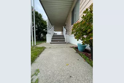 Capital Circle #204, Sacramento, CA 95828 - Photo 2