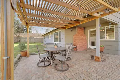 2300 Homewood Way, Carmichael, CA 95608 - Photo 26