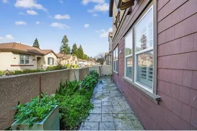 8006 N Linda Isle Lane, Sacramento, CA 95831 - Photo 42