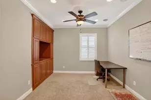 8006 N Linda Isle Ln, Sacramento, CA 95831 - Photo 24