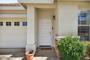 9393 Canmoor Cir, Elk Grove, CA 95758 - Photo 8