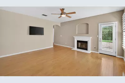 9393 Canmoor Circle, Elk Grove, CA 95758 - Photo 20
