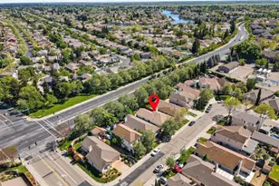 9393 Canmoor Cir, Elk Grove, CA 95758 - Photo 54