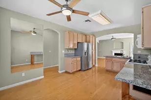 9393 Canmoor Cir, Elk Grove, CA 95758 - Photo 12