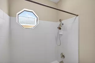 9393 Canmoor Cir, Elk Grove, CA 95758 - Photo 30