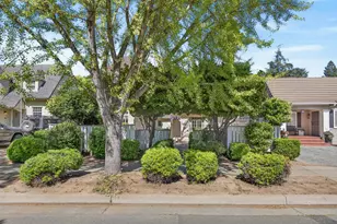4117 H St, Sacramento, CA 95819 - Photo 2