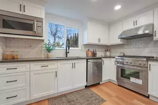 207 Redwood Ave, Milpitas, CA 95035 - Photo 6