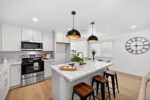 6211 Longmont Way, Carmichael, CA 95608 - Photo 12