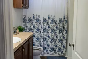 Arroyo Seco Ln, North Highlands, CA 95660 - Photo 32