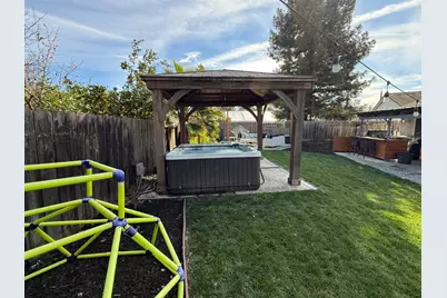 1235 Lloyd Thayer Circle, Stockton, CA 95206 - Photo 40