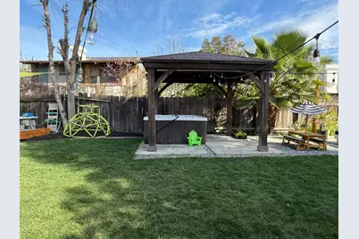 1235 Lloyd Thayer Circle, Stockton, CA 95206 - Photo 34