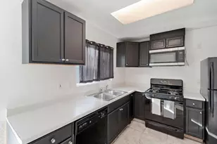 1809 Taos Ct, Modesto, CA 95351 - Photo 14