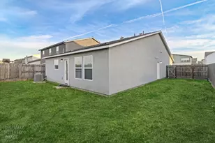 687 Jessie Dr, Merced, CA 95348 - Photo 24