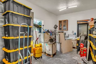 2331 E Woodson Rd, Acampo, CA 95220 - Photo 48