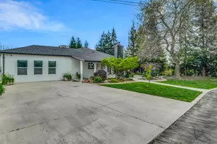 2331 E Woodson Rd, Acampo, CA 95220 - Photo 6