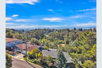 4894 Geranium Place, Oakland, CA 94619 - Photo 38