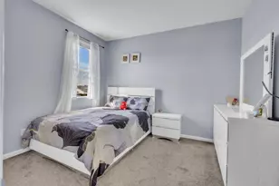 8809 Coral Berry Way, Elk Grove, CA 95624 - Photo 32