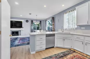 8809 Coral Berry Way, Elk Grove, CA 95624 - Photo 16