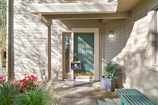 1932 University Park Dr, Sacramento, CA 95825 - Photo 4