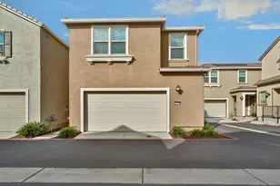 10569 Tenor Way, Elk Grove, CA 95757 - Photo 2