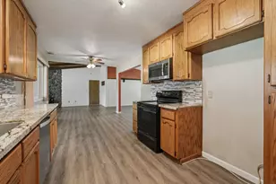 12049 Blake Rd, Wilton, CA 95693 - Photo 14