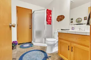 2504 Bridle Path Ln, Modesto, CA 95356 - Photo 28