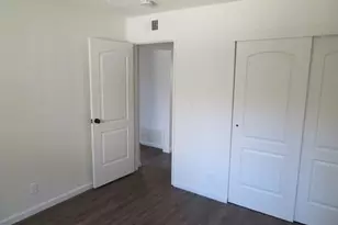 7320 Franklin Blvd, Sacramento, CA 95823 - Photo 8