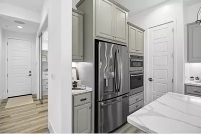 3304 Crocker Drive, Sacramento, CA 95818 - Photo 18