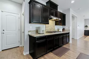 18200 Broadmoor Wy, Lathrop, CA 95330 - Photo 12