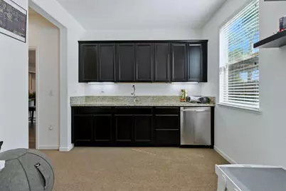 18200 Broadmoor Way, Lathrop, CA 95330 - Photo 38