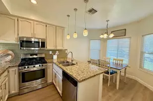 9452 Markfield Way, Sacramento, CA 95829 - Photo 6