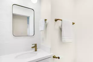 704 6th St, Davis, CA 95616 - Photo 10