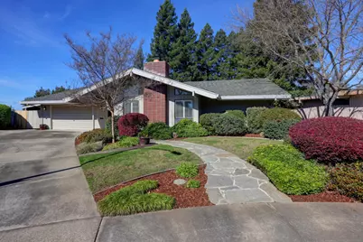 4401 The Court, Sacramento, CA 95821 - Photo 2