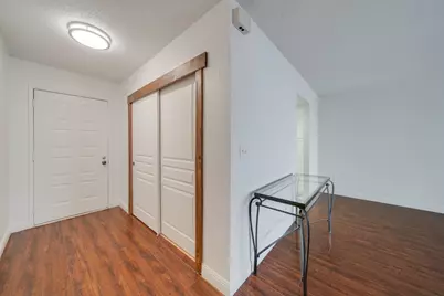 8205 Center Parkway, Sacramento, CA 95823 - Photo 8