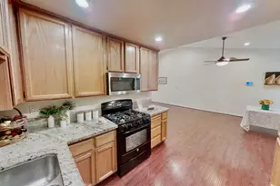 7340 Hamden Pl, Sacramento, CA 95842 - Photo 34