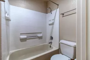 539 Woodside Oaks, Sacramento, CA 95825 - Photo 24