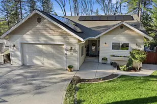 11818 Upper Cir Dr, Grass Valley, CA 95949 - Photo 2